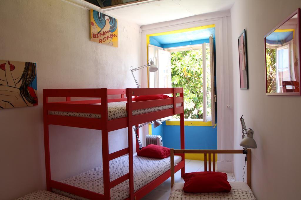 Arty Hostel Lisbona Esterno foto